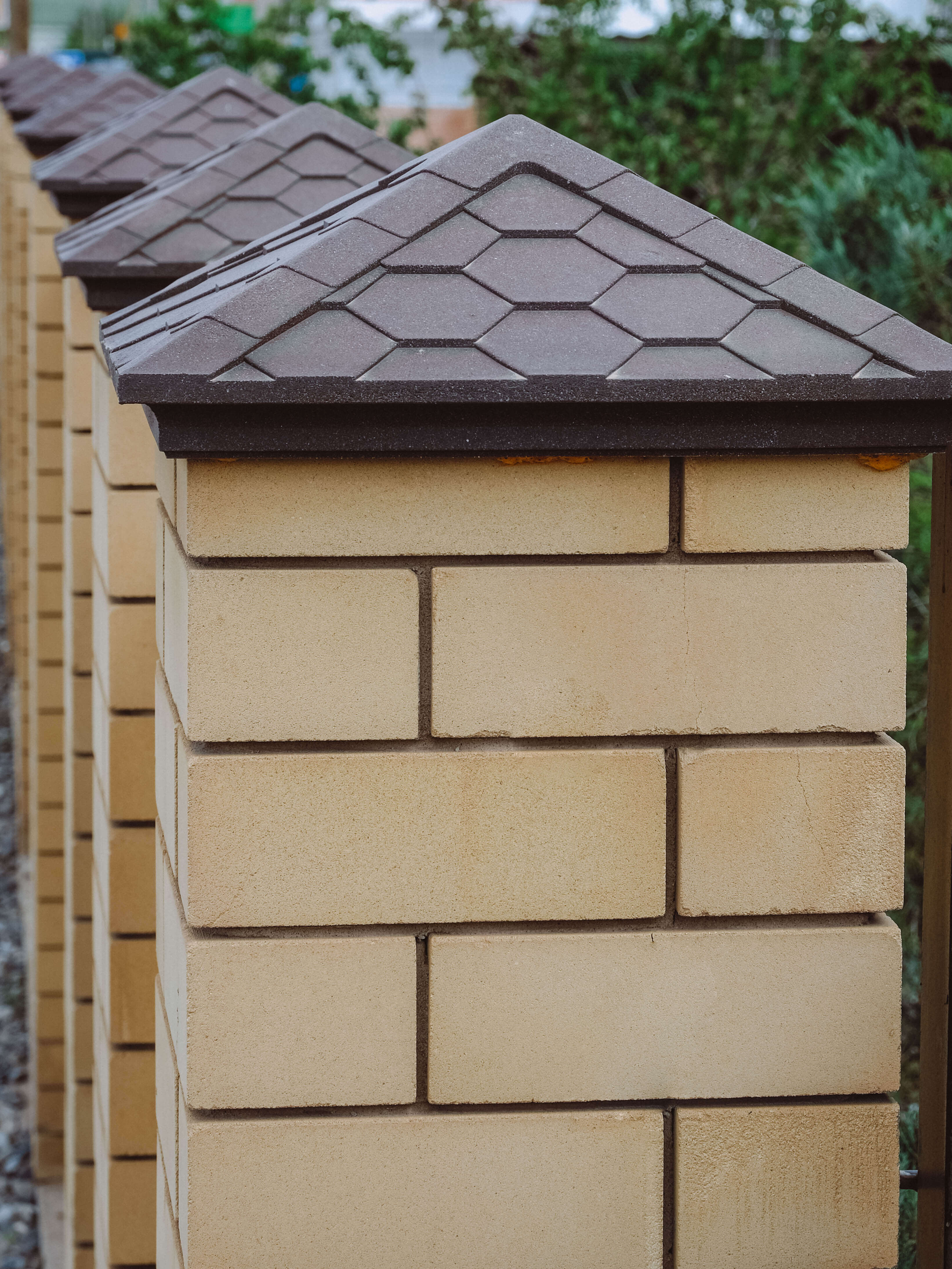 Колпак Zking Эверест Коричневый на столб 1.5х1.5 кирпича (390х390мм) в Брянске фото